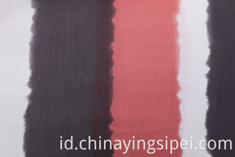 Harga pabrik dicetak dicelup 100%Viskose Rayon Fabric Crinkle Material untuk Kemeja Wanita